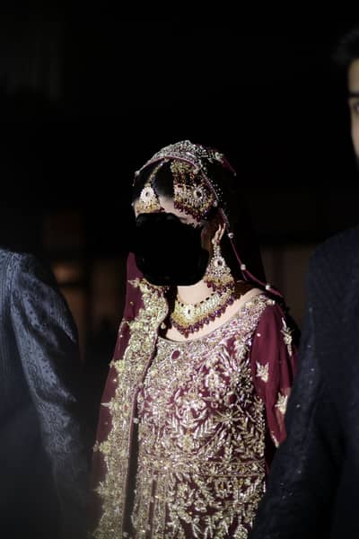 SELLING MY BRIDAL DRESS