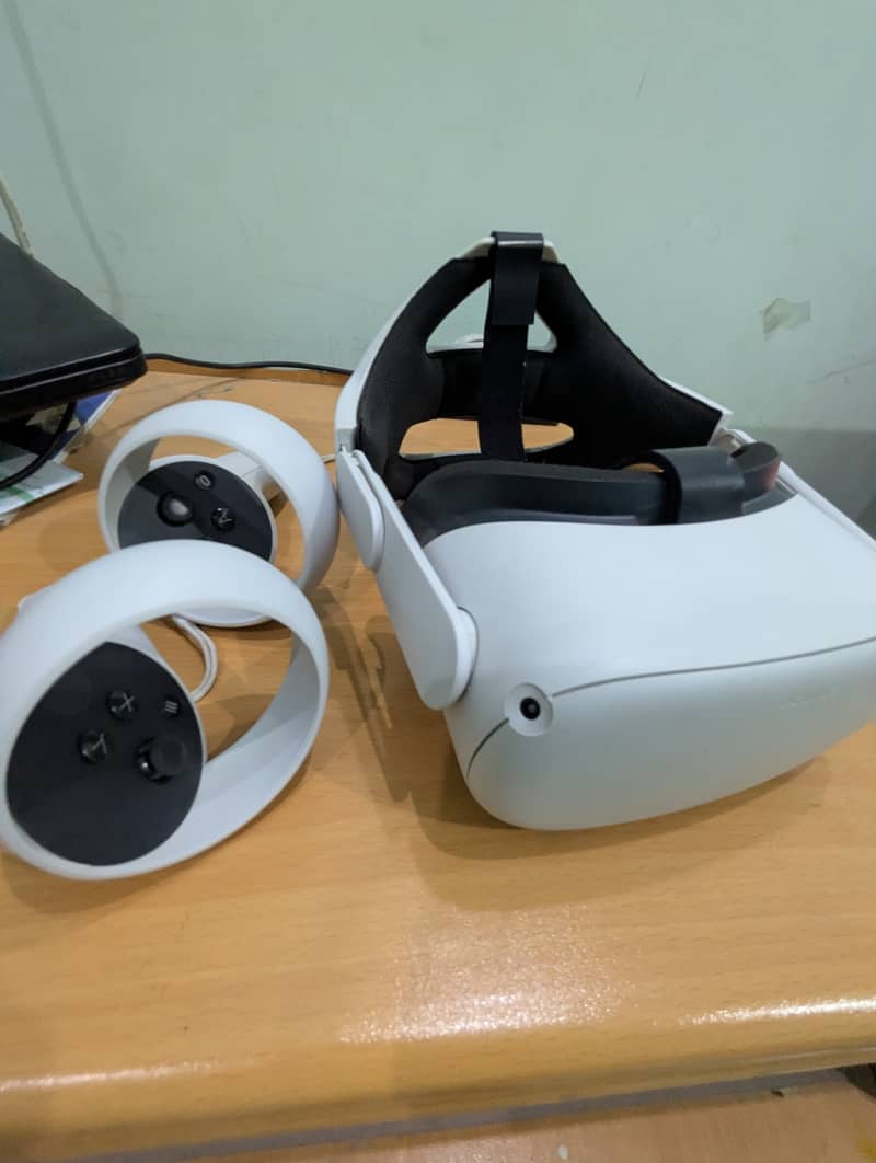 Oculus Quest 2 ( Meta ) 2