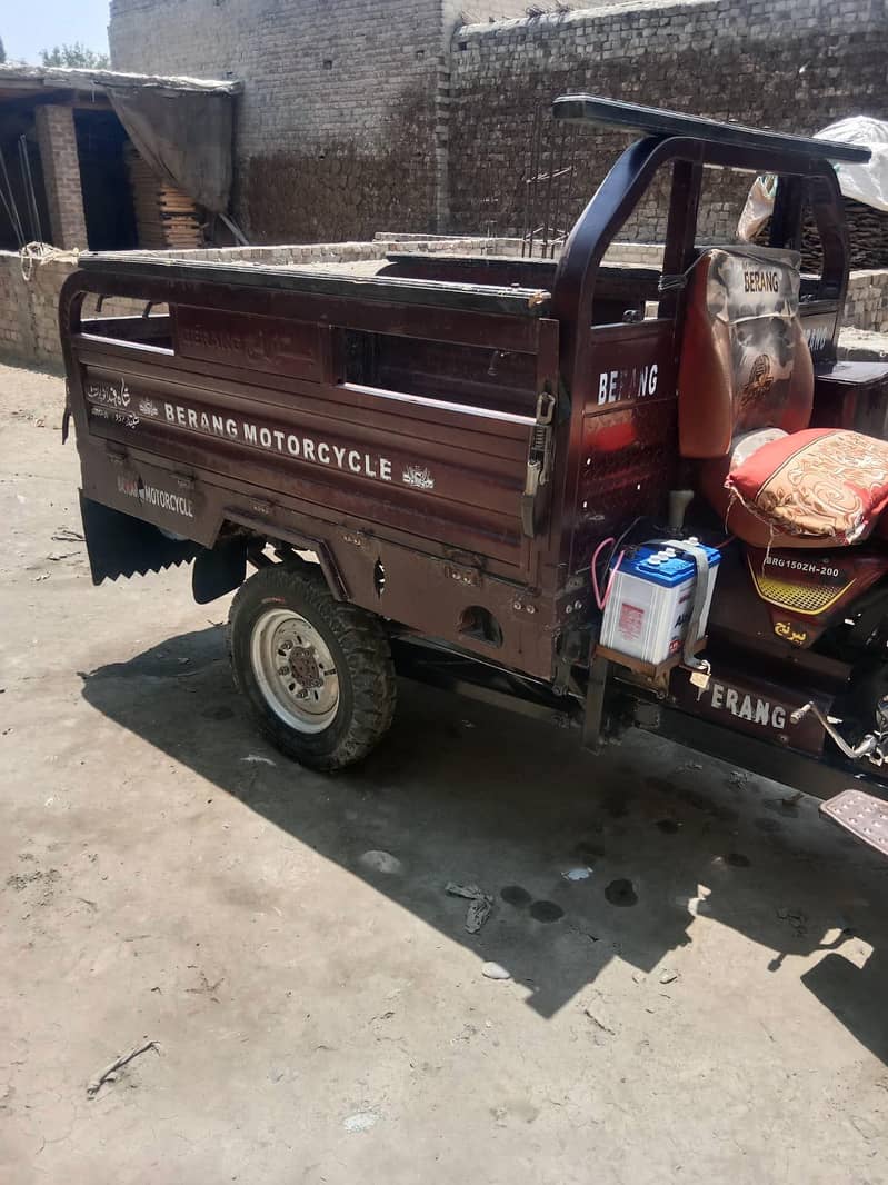 loader berang 4