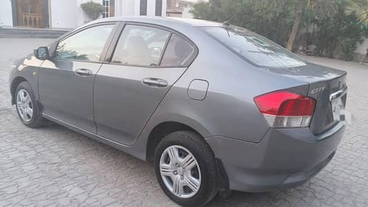 Honda City 1.3 (2013)