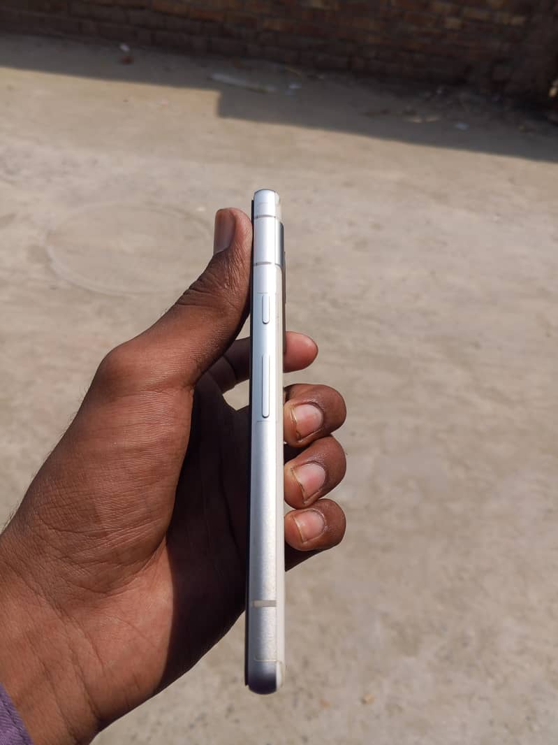 Google Pixel 7a 6