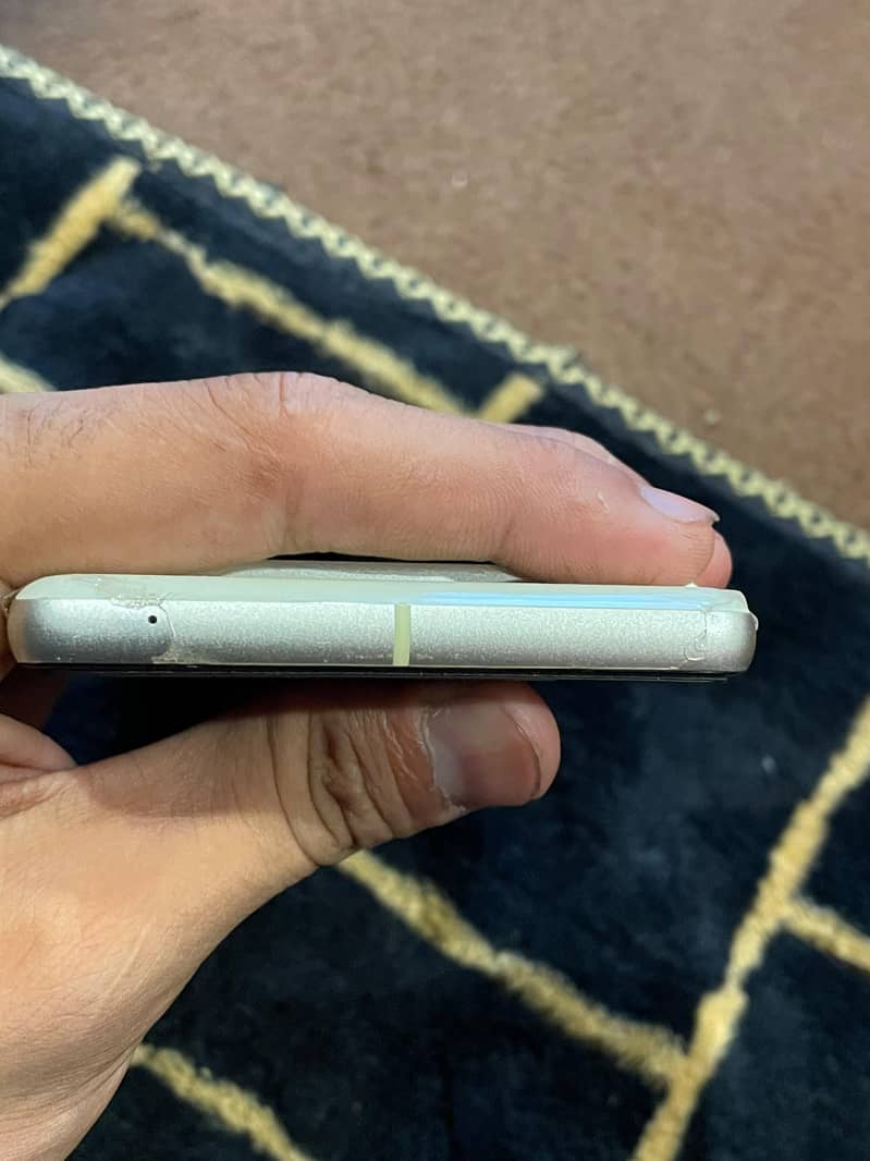 Google Pixel 7 10/9 3