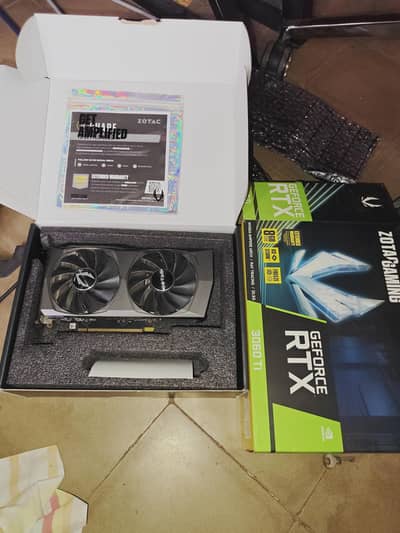 Selling 3 dead graphic cards