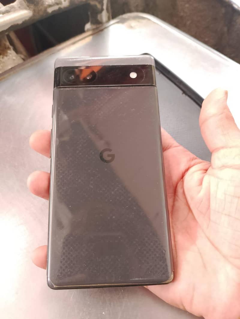 Google Pixel 6a 1