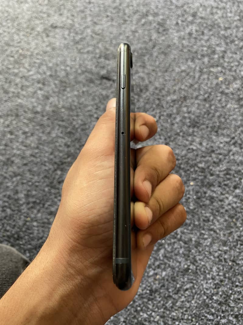 Apple iPhone SE 4