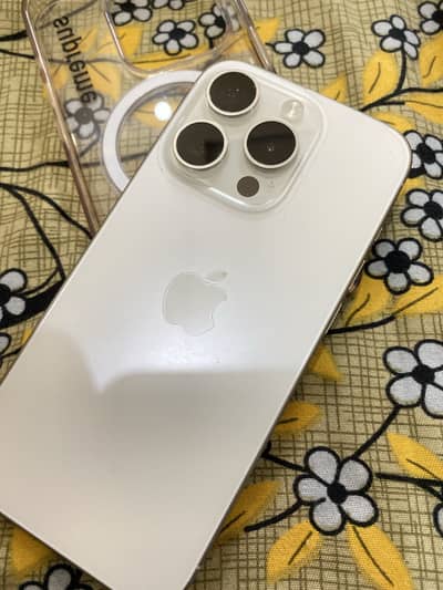 Apple iPhone 15 Pro