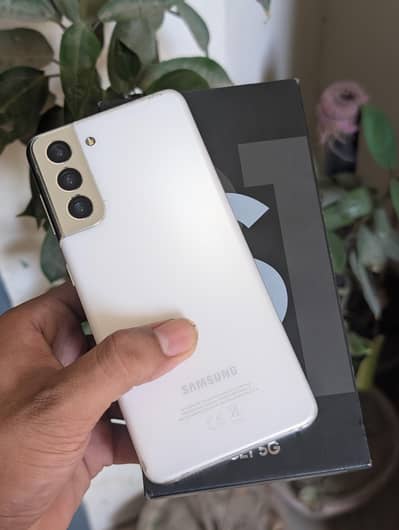 Samsung Mobile S21 5G ( Exchange Possible)