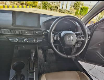Honda Civic Gray 2022 on Investor Rate