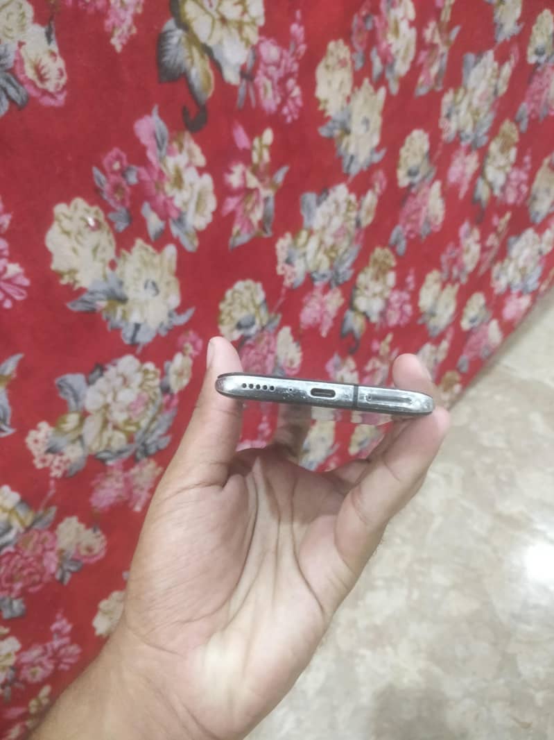 One Plus 7 Pro 1