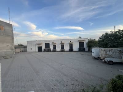 WAREHOUSE/MART FOR RENT
