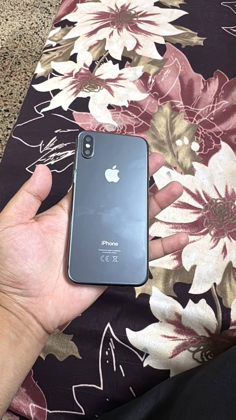 Apple iPhone X 0