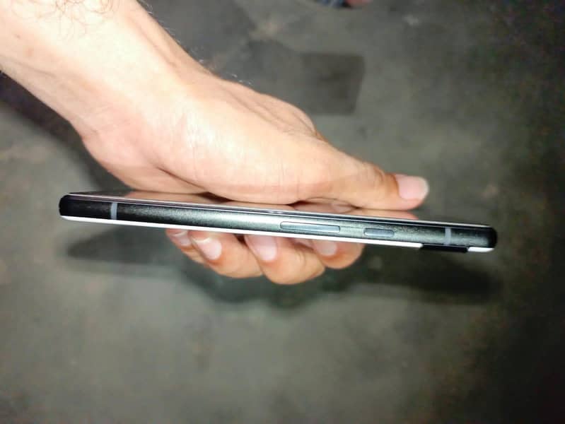 Google Pixel 6a 1
