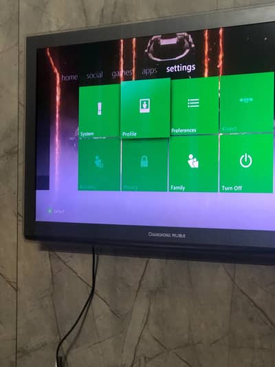 Xbox 360 slim with 15 games pre installed with 2 controllers
