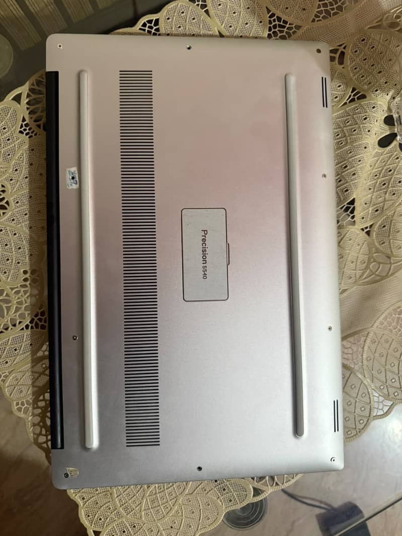 Dell Precision 5540 3