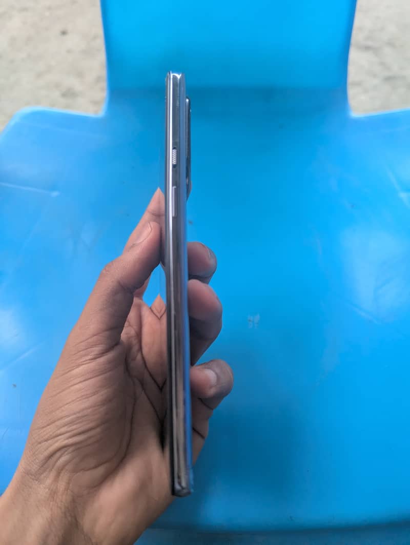 One Plus 9 4