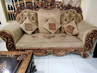 7 sitter sofas + tabal for sale