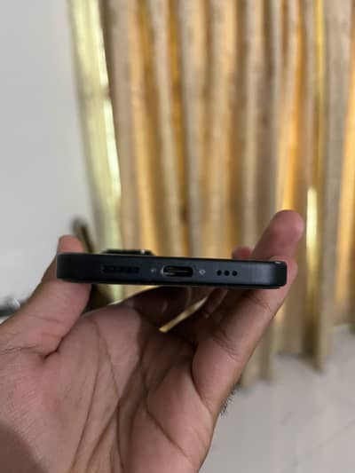 Apple iPhone 15