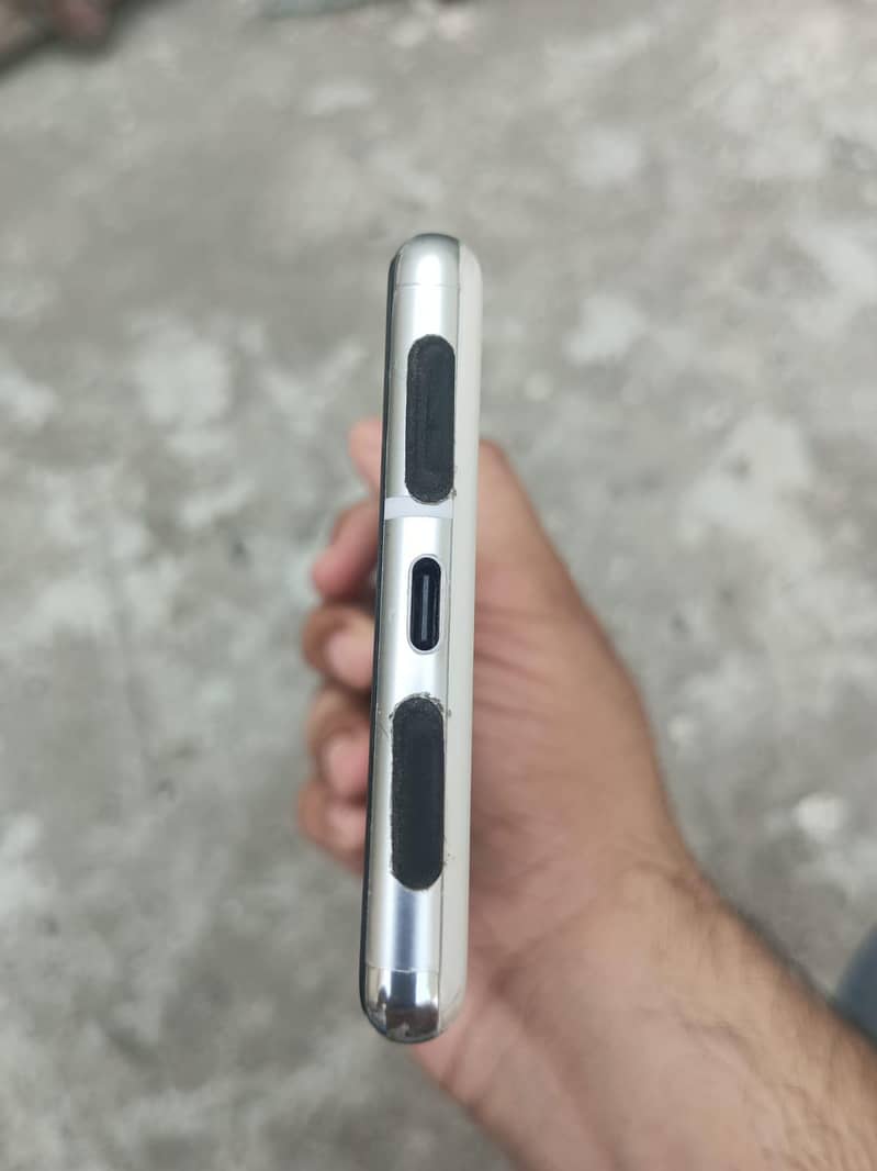 Google Pixel 6 Pro 2