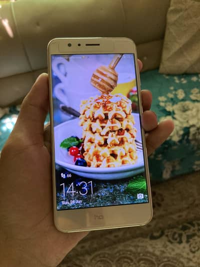 Honor 8 6/128
