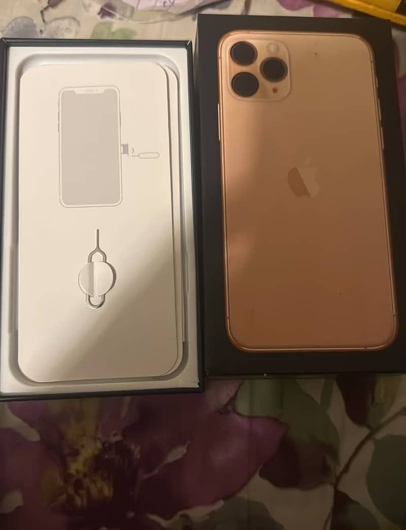 Apple iPhone 11 Pro 1