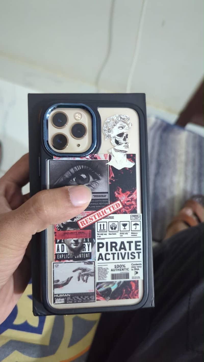 Apple iPhone 11 Pro 3