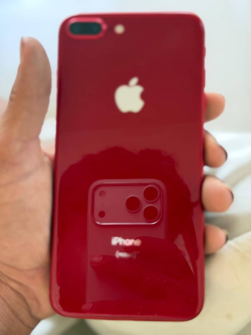 Apple iPhone 8 Plus 2