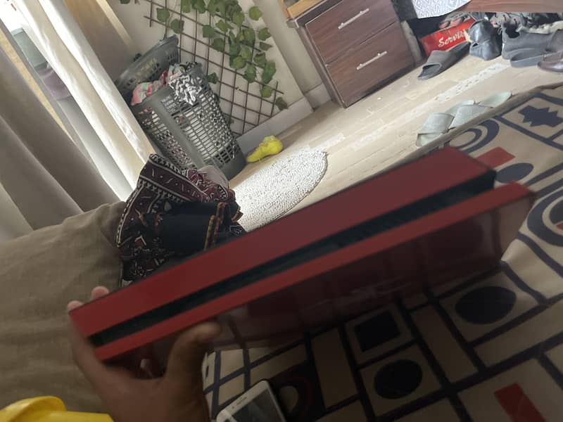 ps4 slim 1