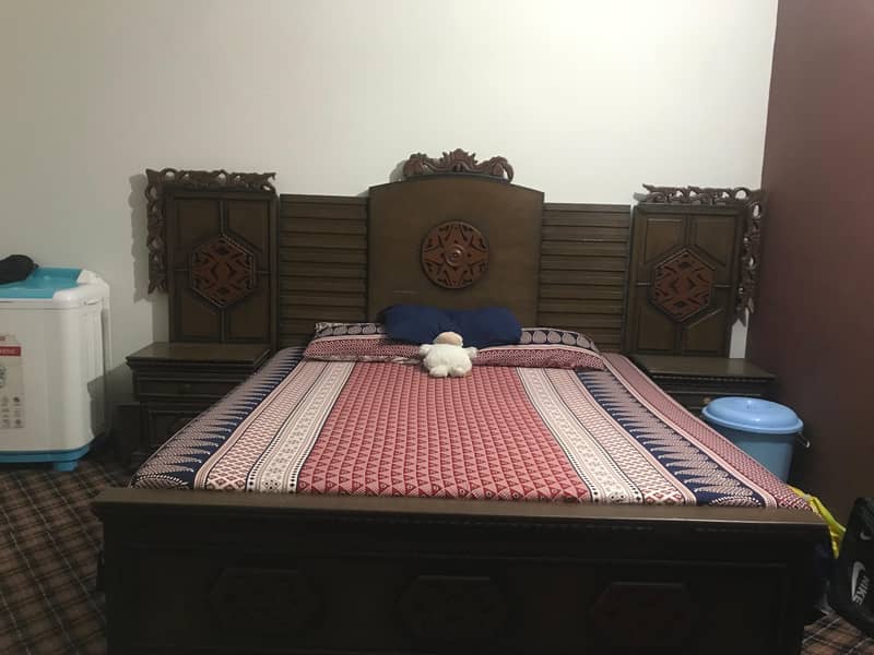 Double bed with side table and dressing table 1