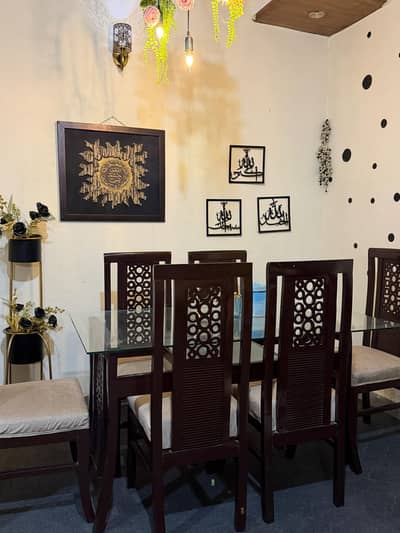6 seater dining table