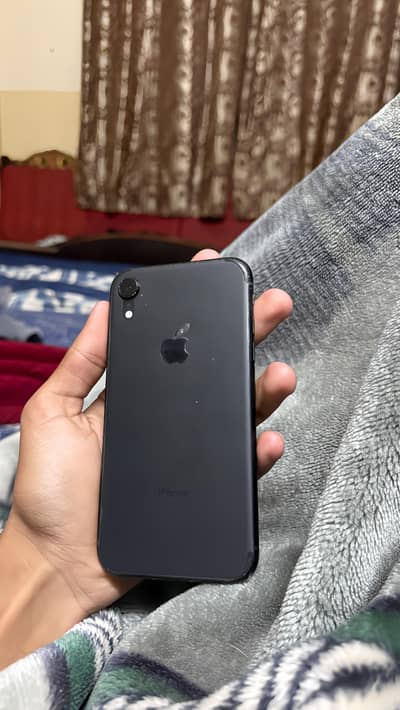 Apple iPhone XR