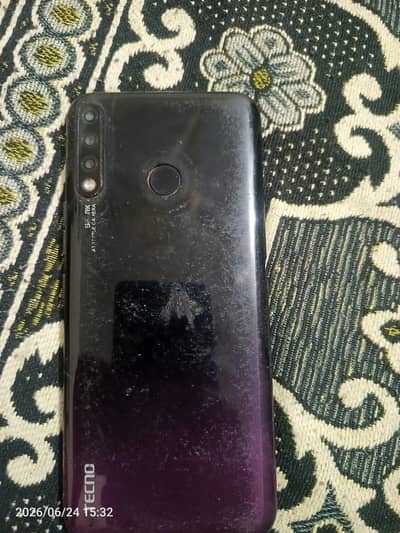 Tecno Spark 4