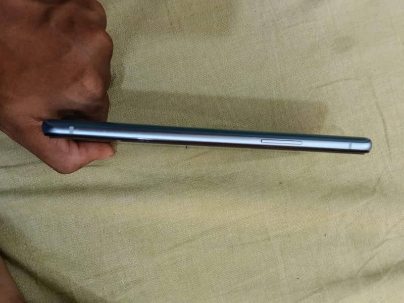One Plus 9R 2