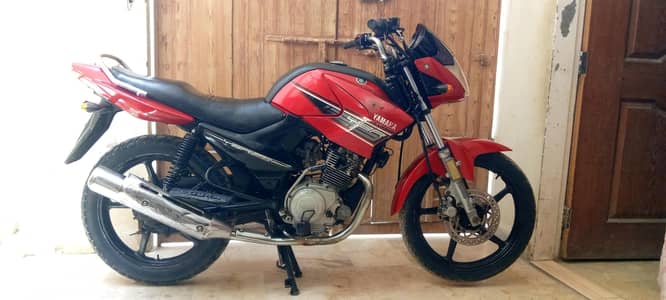 Yamaha YBR ESD 125, Genuine