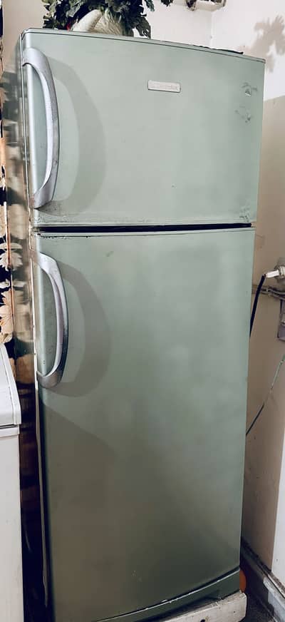 Electrolux Japanies refrigerator full size for sale