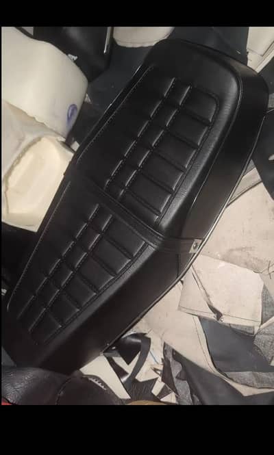 Honda 125 seat