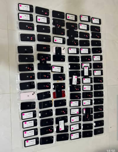 Apple iPhone 13