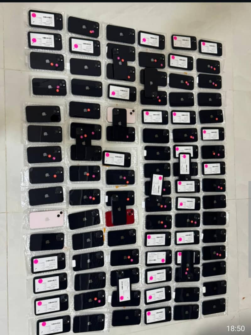 Apple iPhone 13 1