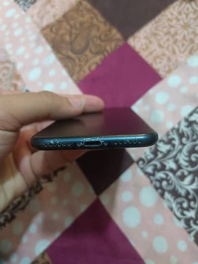 Apple iPhone 7