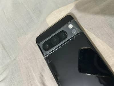 google pixel 8 pro flagship device