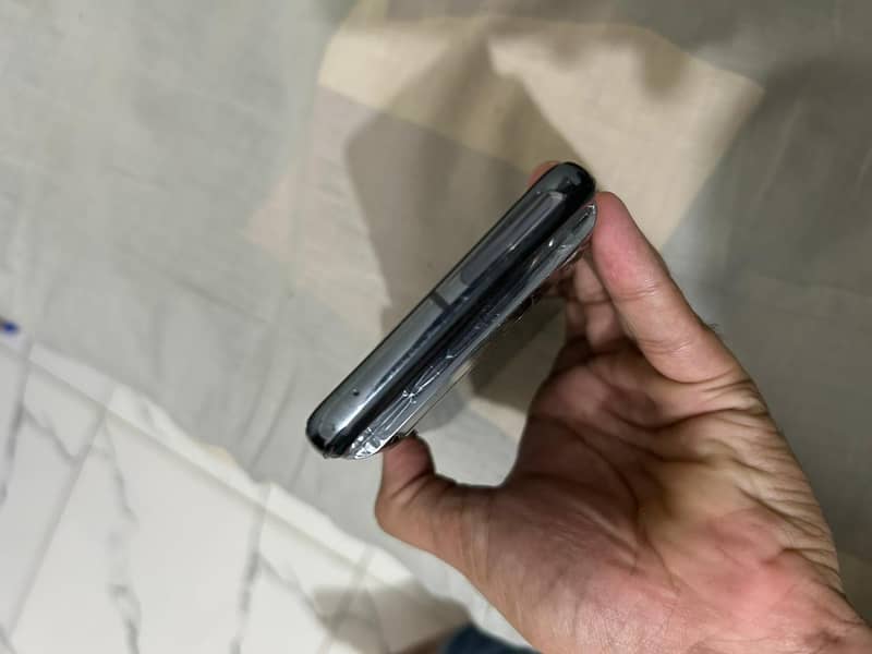 google pixel 8 pro flagship device 1