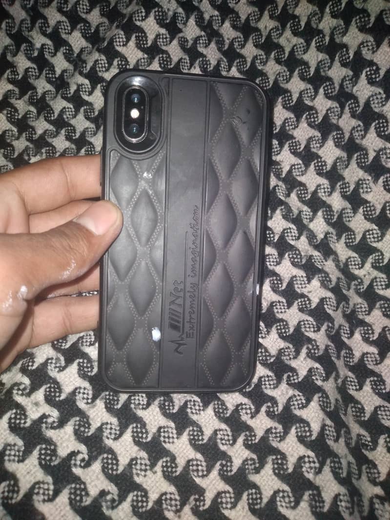 Apple iPhone X 3