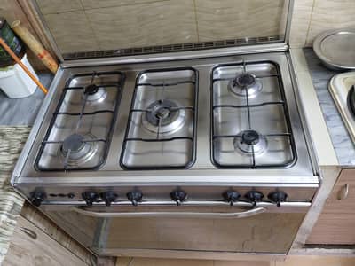 Ariston Italy Imported 5-Burner Gas Stove with Oven Used, Needs Repair