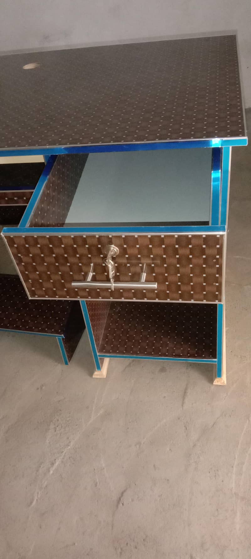 COMPUTER DESK 3