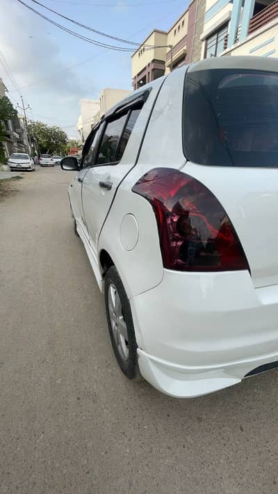 Suzuki Swift 2015