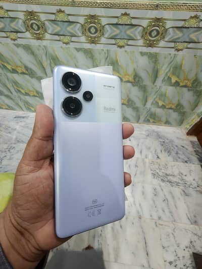 Xiaomi Redmi Note 13 Pro plus