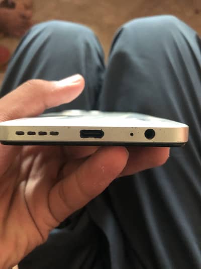 Infinix Hot 30