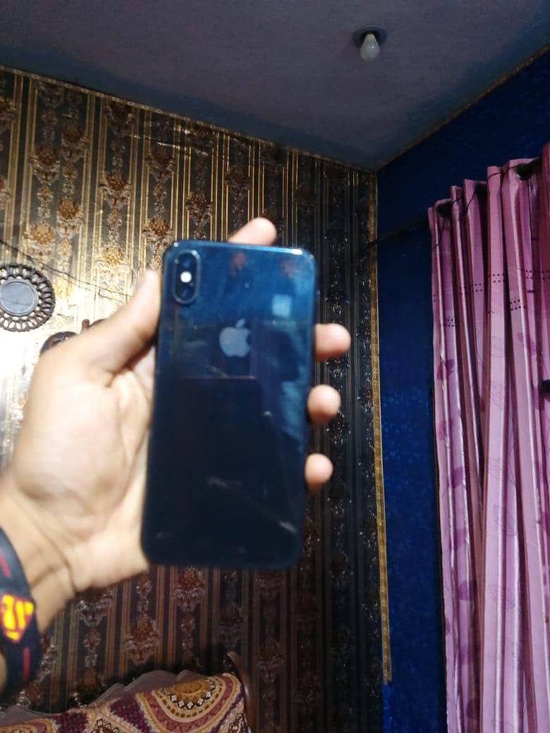 Apple iPhone X 6