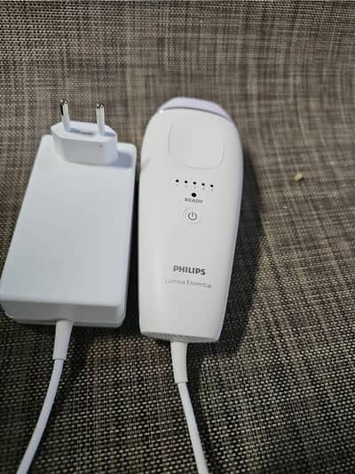 PHILIPS IPL LEASER HAIR REMOVER