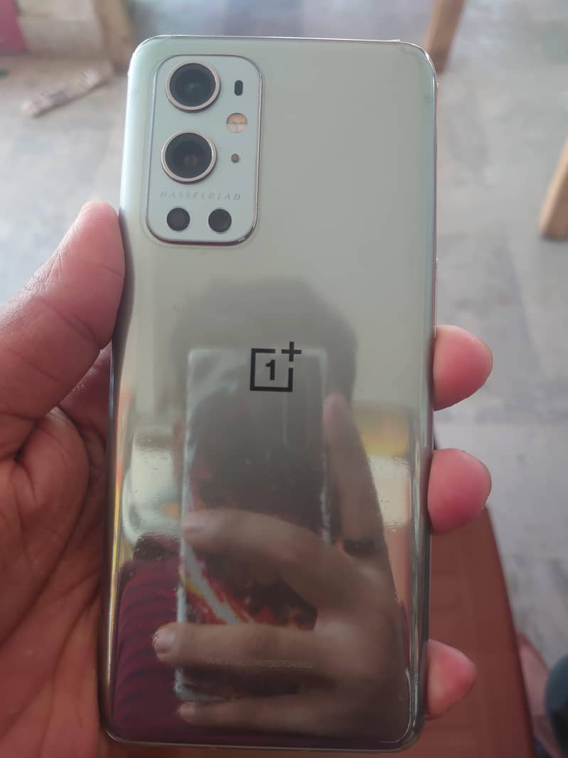 One Plus 9 Pro 0