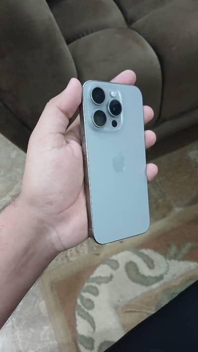 Apple iPhone 15 Pro